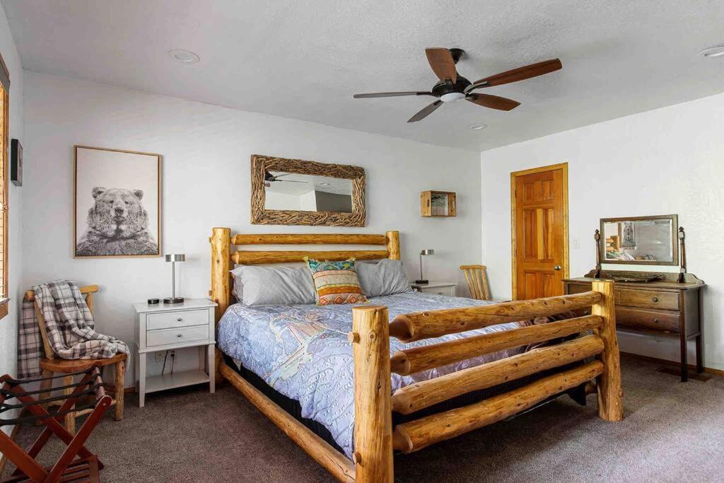 The 717 - Upper Moonridge - Very Close To Resorts! Holiday home